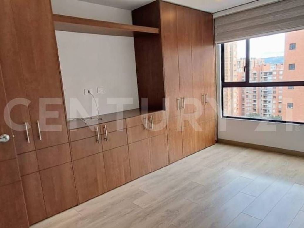 Apartamento de 3 alcobas en arriendo en Colina Campestre, Bogotá, 90 m² · foto 4 de 18