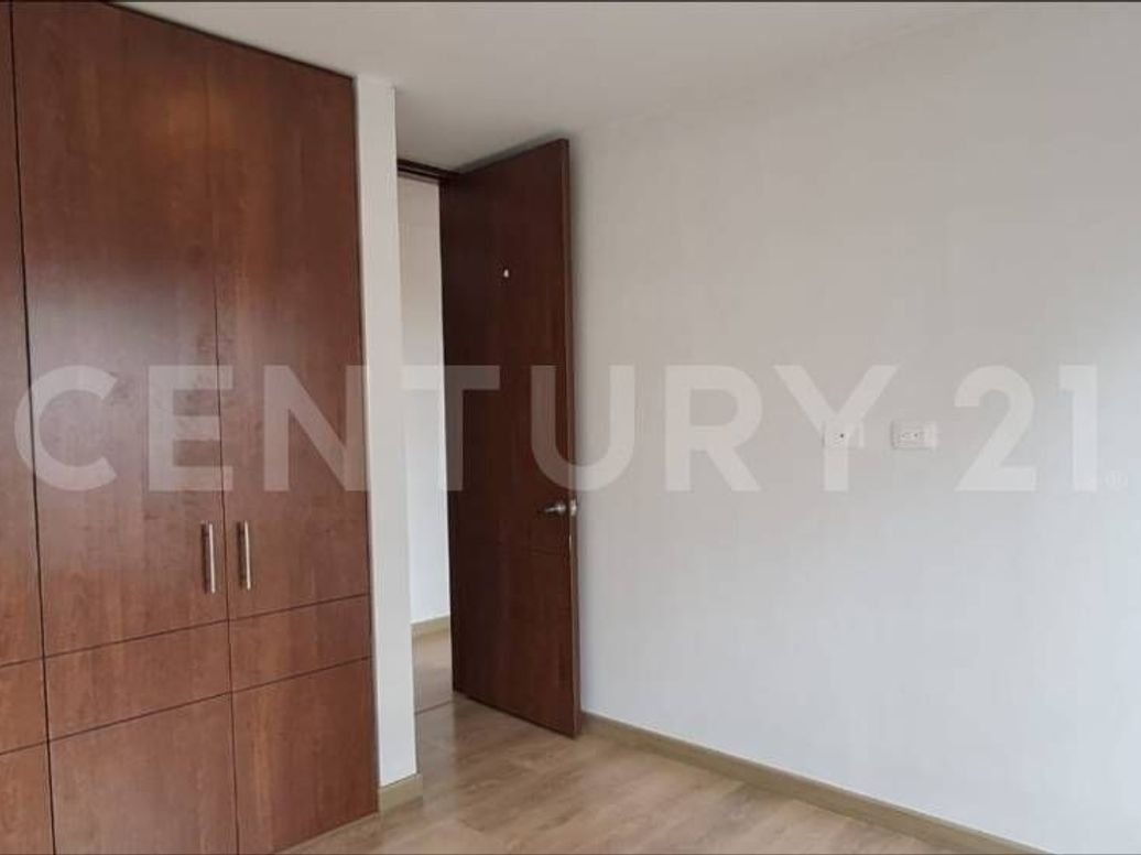 Apartamento de 3 alcobas en arriendo en Colina Campestre, Bogotá, 90 m² · foto 9 de 18