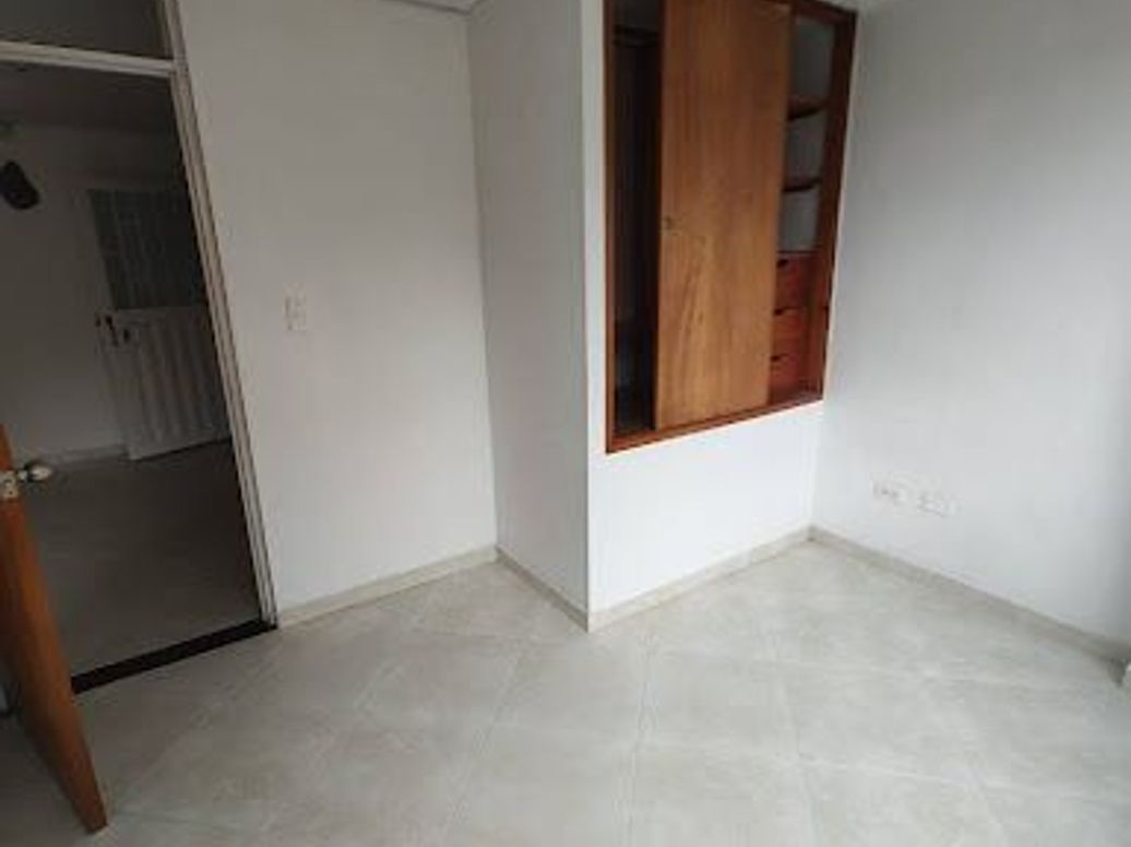 Apartamento de 2 alcobas en arriendo en San Antonio Norte, Bogotá, 32 m² · foto 2 de 11
