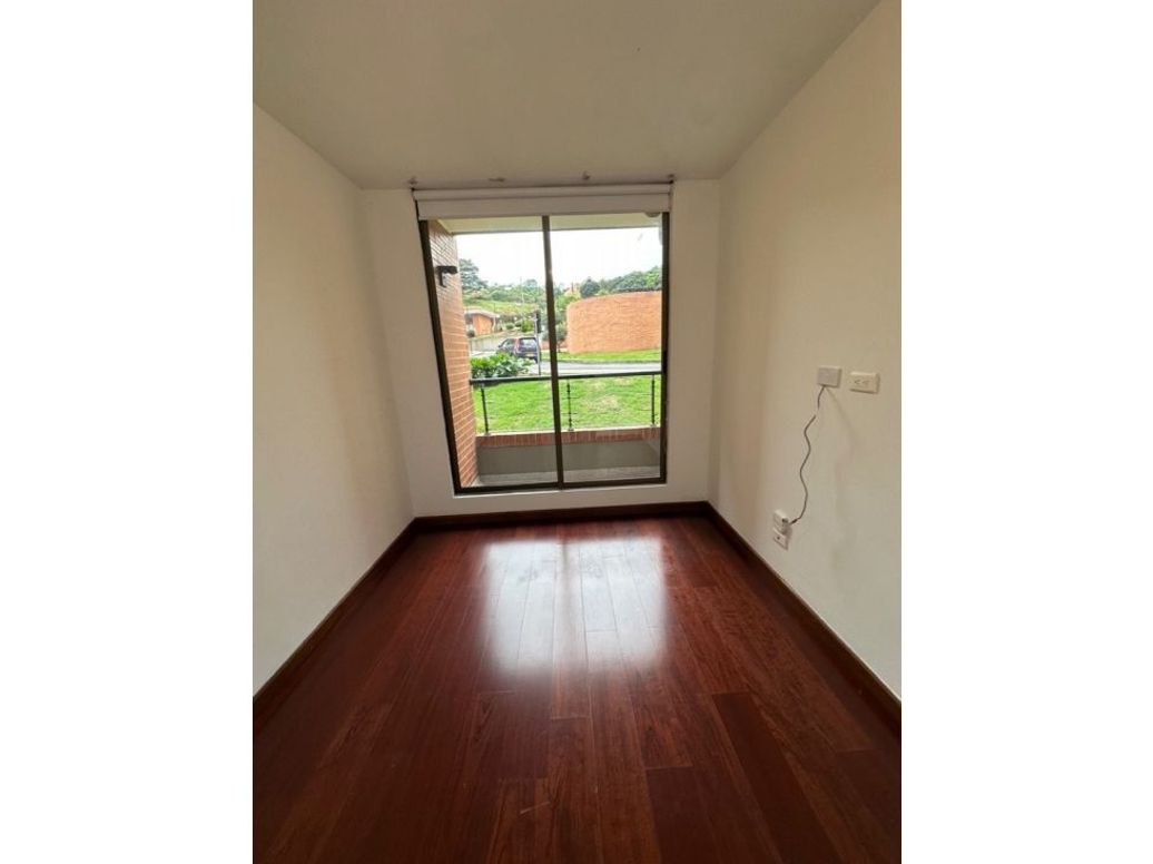 Apartamento de 3 alcobas en arriendo en San José De Bavaria, Bogotá, 123 m² · foto 8 de 20