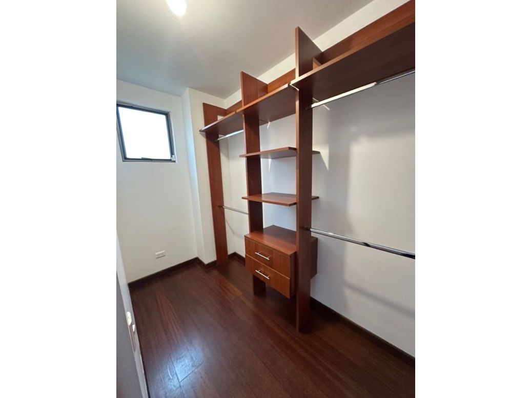 Apartamento de 3 alcobas en arriendo en San José De Bavaria, Bogotá, 123 m² · foto 10 de 20