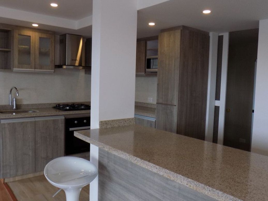 Apartamento de 2 alcobas en arriendo en San Patricio, Bogotá, 76 m² · foto 5 de 17
