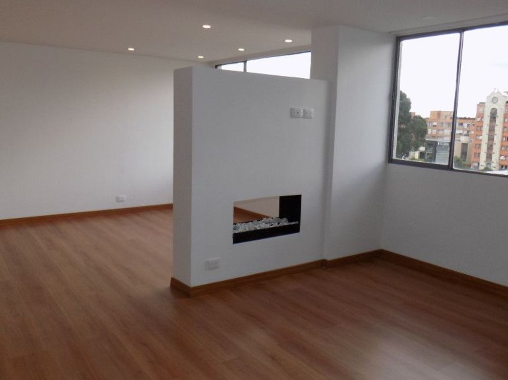 Apartamento de 2 alcobas en arriendo en San Patricio, Bogotá, 76 m² · foto 4 de 17