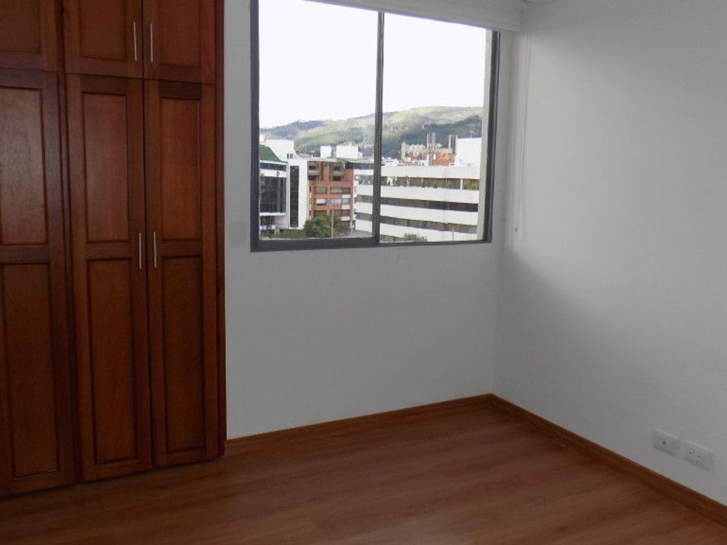 Apartamento de 2 alcobas en arriendo en San Patricio, Bogotá, 76 m² · foto 9 de 17