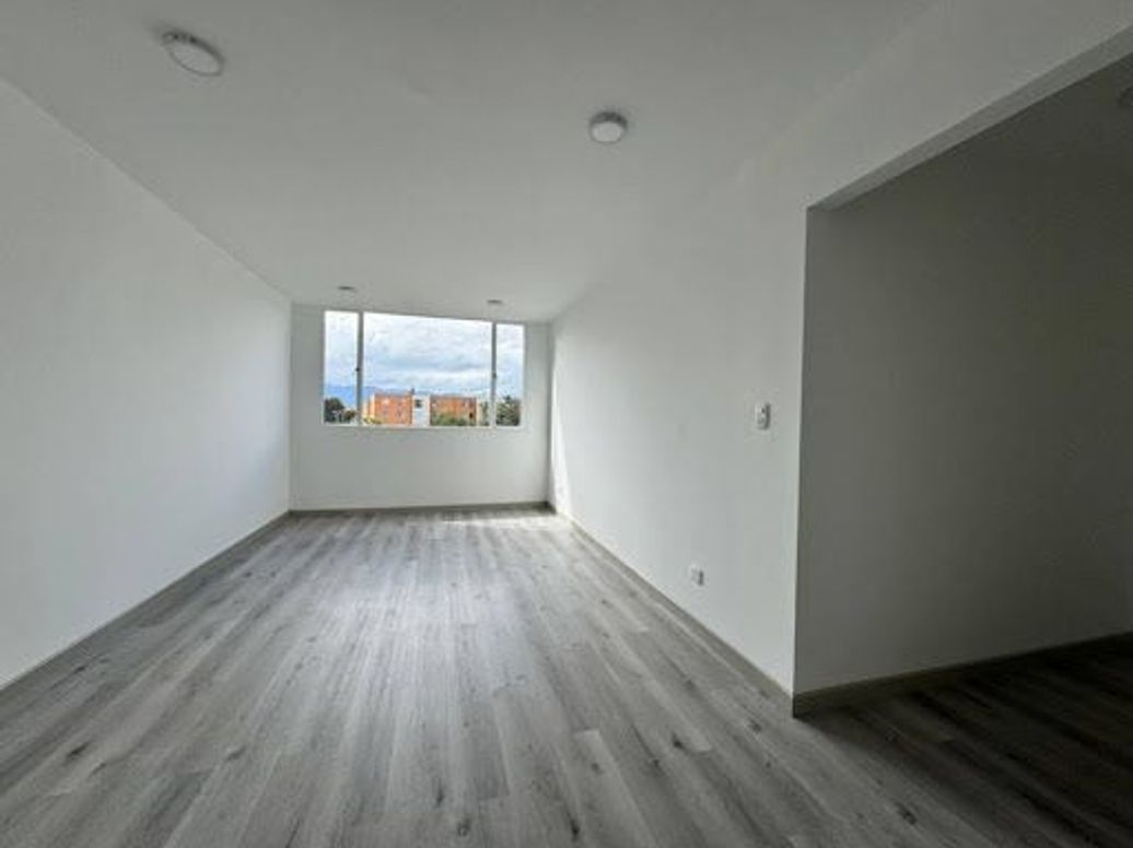 Apartamento de 3 alcobas en venta en Bolivia, Bogotá, 64 m² · foto 8 de 20