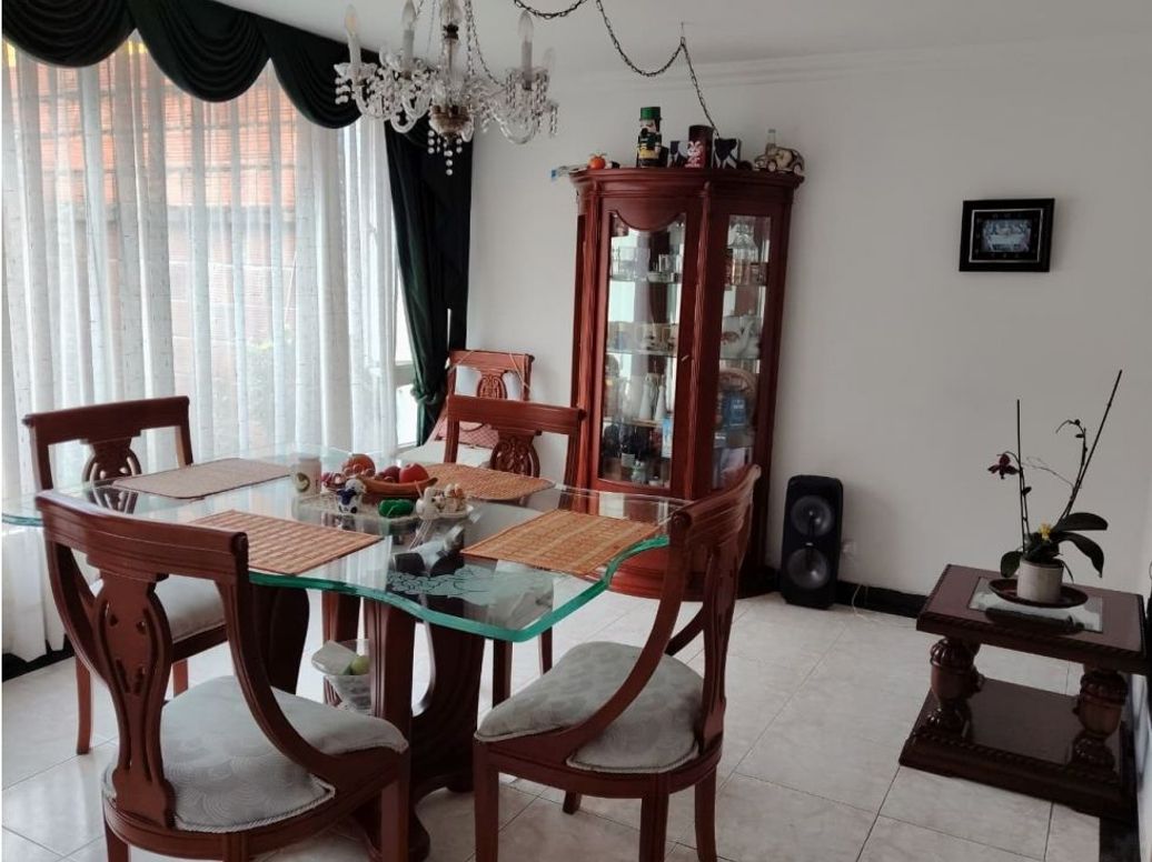 Casa de 4 alcobas en arriendo en José Joaquín Vargas, Bogotá, 200 m² · foto 3 de 20