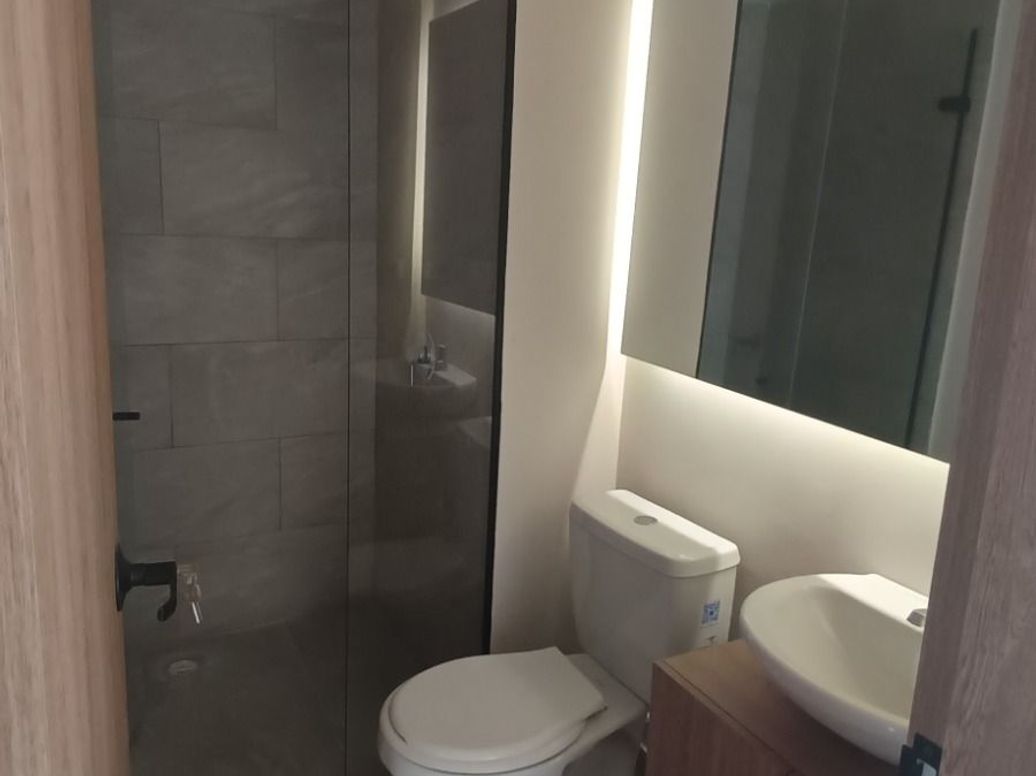 Apartamento de 1 alcoba en venta en El Plan, Bogotá, 35 m² · foto 8 de 12