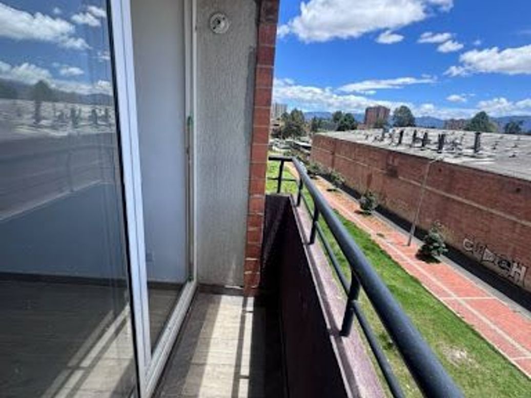 Apartamento de 3 alcobas en venta en Fontibón, Bogotá, 50 m² · foto 8 de 20