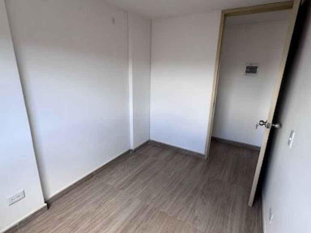 Apartamento de 3 alcobas en venta en Fontibón, Bogotá, 50 m² · foto 14 de 20