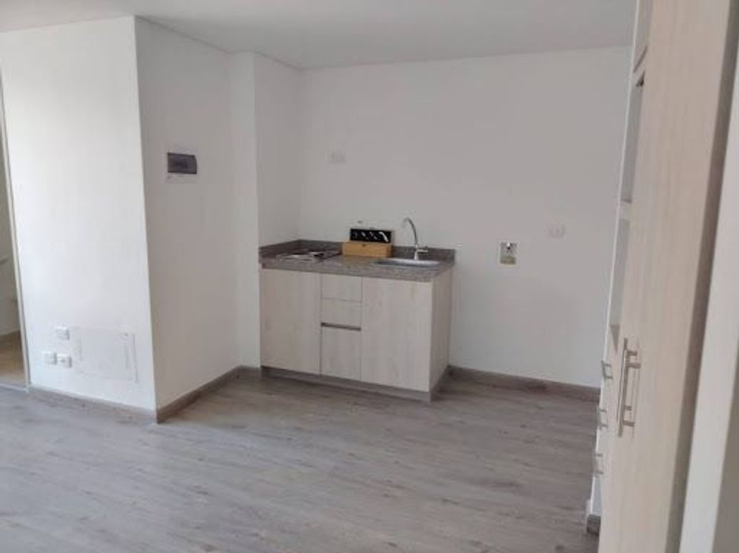 Apartaestudio en arriendo en Chapinero, Bogotá, 25 m² · foto 8 de 20