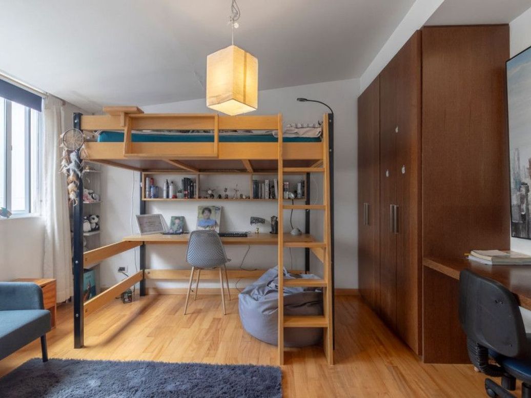 Apartamento de 4 alcobas en venta en La Macarena, Bogotá, 240 m² · foto 12 de 20