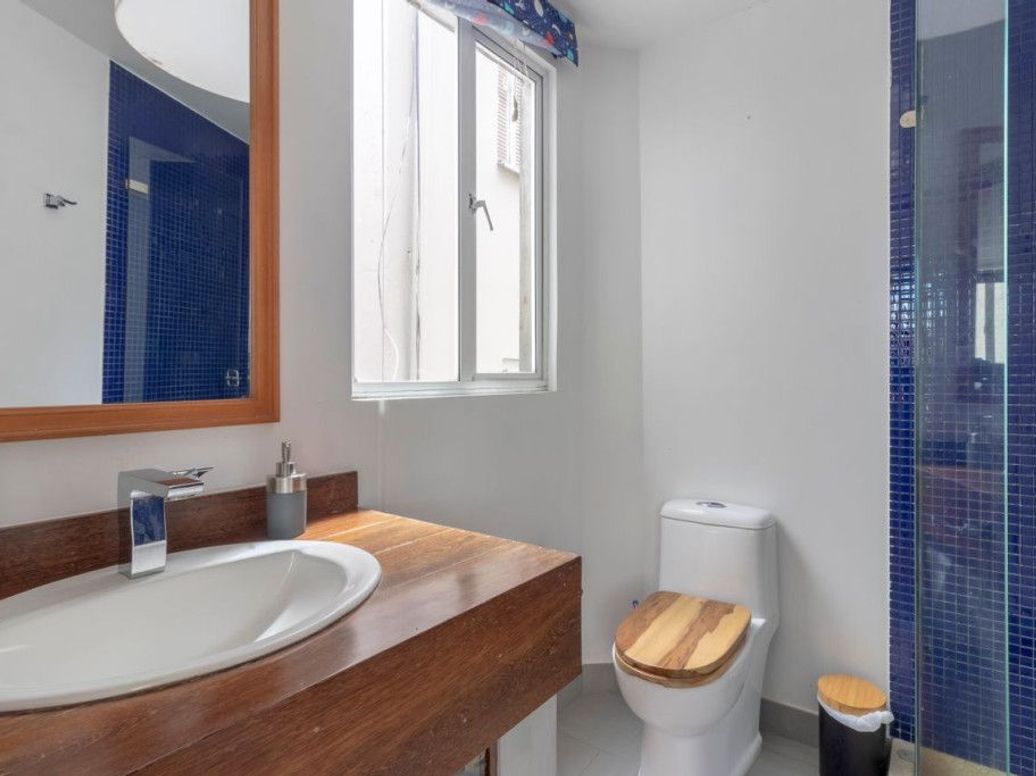 Apartamento de 4 alcobas en venta en La Macarena, Bogotá, 240 m² · foto 18 de 20