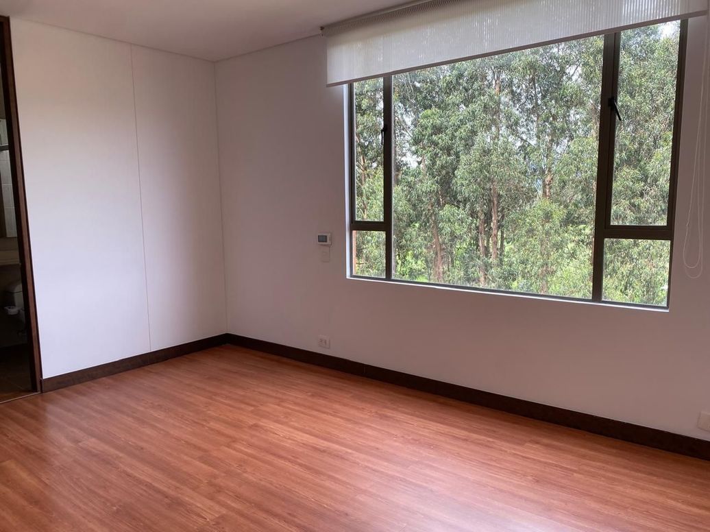 Apartamento de 3 alcobas en arriendo en Conejera, Bogotá, 230 m² · foto 9 de 15