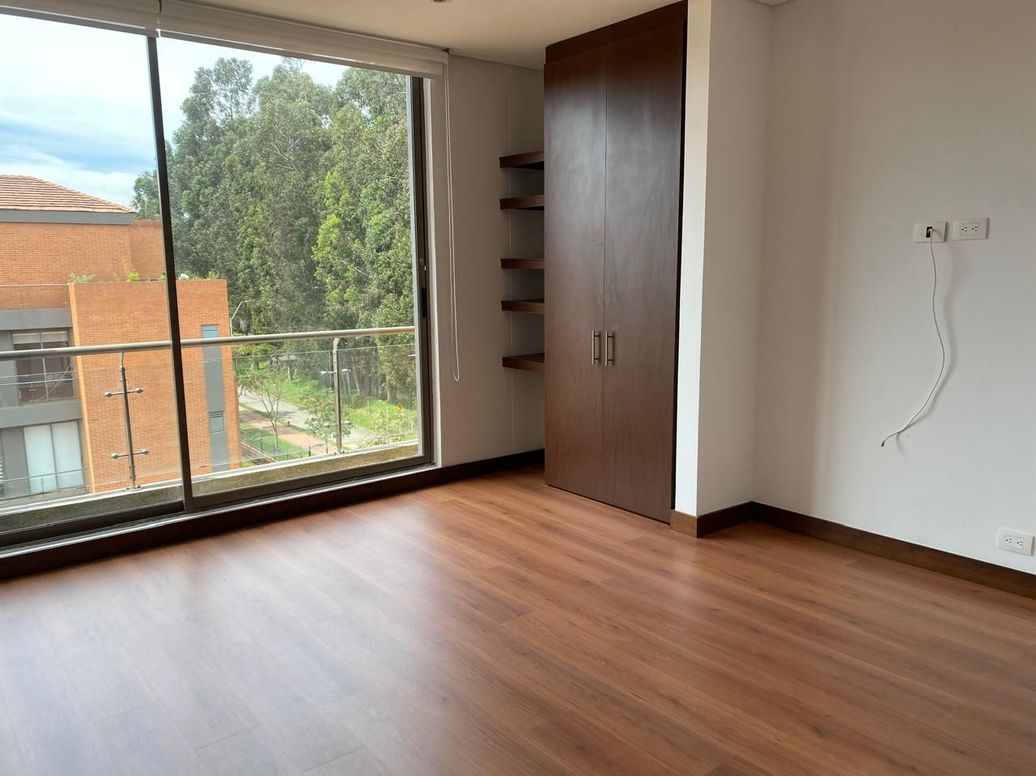 Apartamento de 3 alcobas en arriendo en Conejera, Bogotá, 230 m² · foto 5 de 15