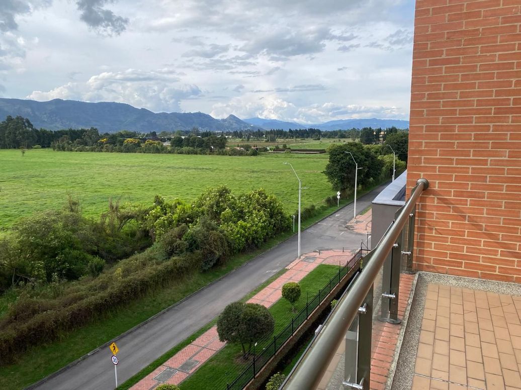 Apartamento de 3 alcobas en arriendo en Conejera, Bogotá, 230 m² · foto 10 de 15