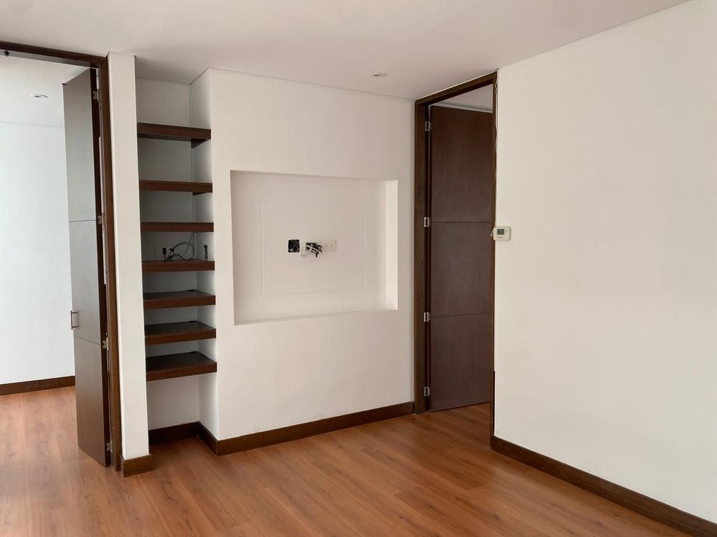 Apartamento de 3 alcobas en arriendo en Conejera, Bogotá, 230 m² · foto 6 de 15