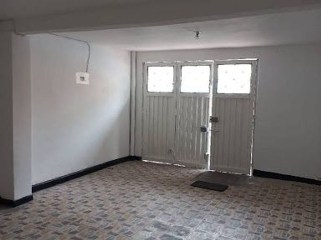 Casa de 11 alcobas en venta en La Granja, Bogotá, 170 m² · foto 4 de 20