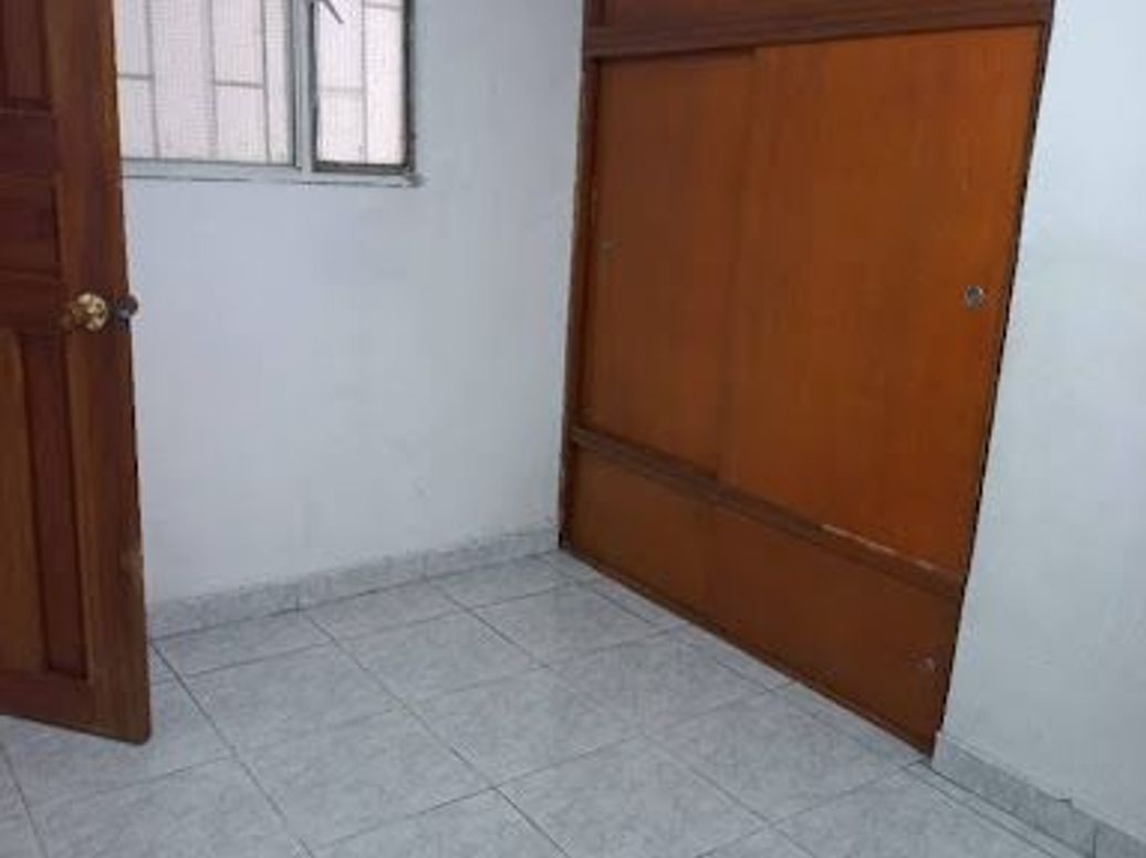 Casa de 11 alcobas en venta en La Granja, Bogotá, 170 m² · foto 20 de 20
