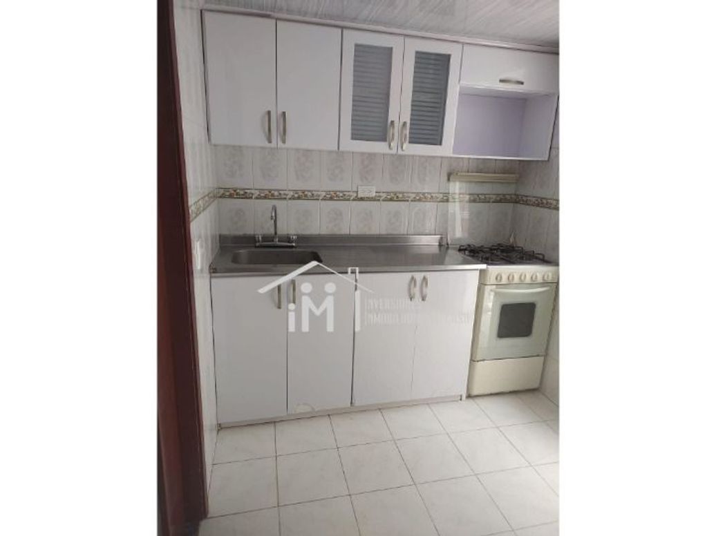 Casa de 4 alcobas en arriendo en Campo Alegre, Bogotá, 60 m² · foto 11 de 13
