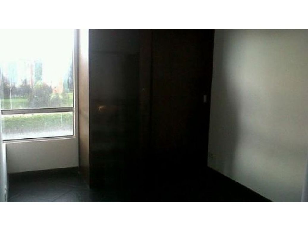 Apartamento de 3 alcobas en venta en Ciudadela La Felicidad, Bogotá, 54 m² · foto 3 de 5