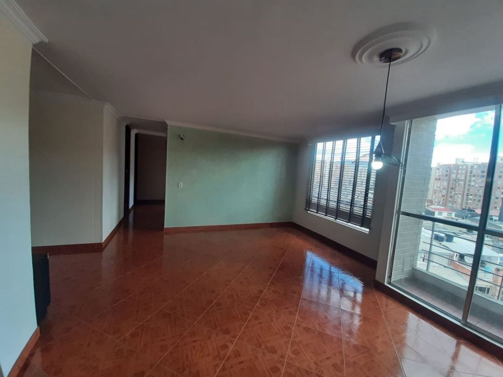 Apartamento de 3 alcobas en arriendo en Gilmar, Bogotá, 76 m² · foto 2 de 15