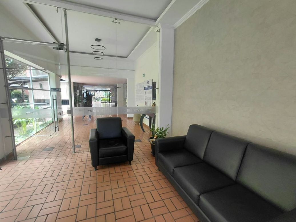 Apartamento de 3 alcobas en venta en San Miguel, Bogotá, 53 m² · foto 2 de 13