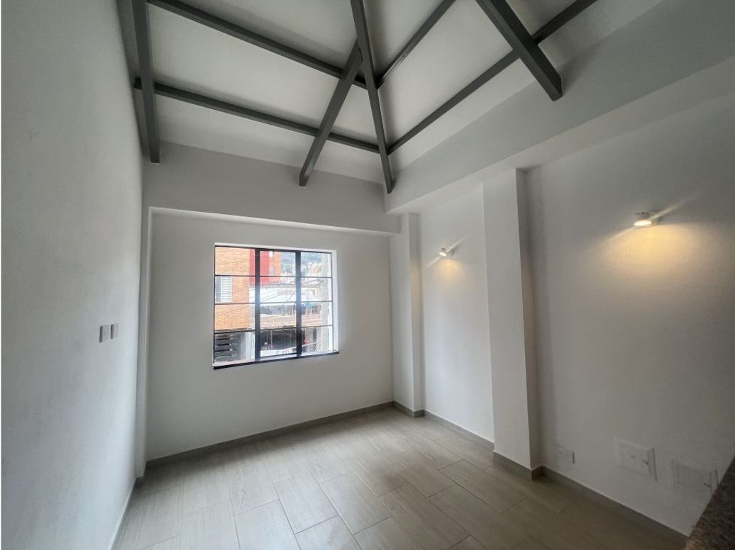 Casa de 5 alcobas en venta en Teusaquillo, Bogotá, 261 m² · foto 14 de 16