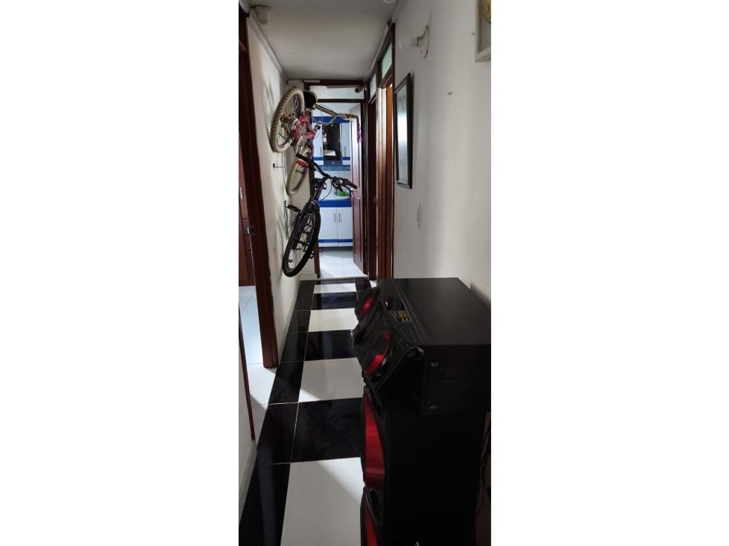 Apartamento de 3 alcobas en venta en Ciudad Favidi, Bogotá, 53 m² · foto 6 de 20