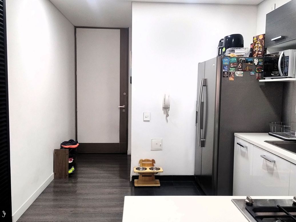 Apartamento de 2 alcobas en venta en Santa Barbara Occidental, Bogotá, 78 m² · foto 4 de 20