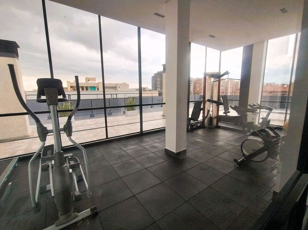 Apartamento de 2 alcobas en venta en Santa Barbara Occidental, Bogotá, 78 m² · foto 19 de 20