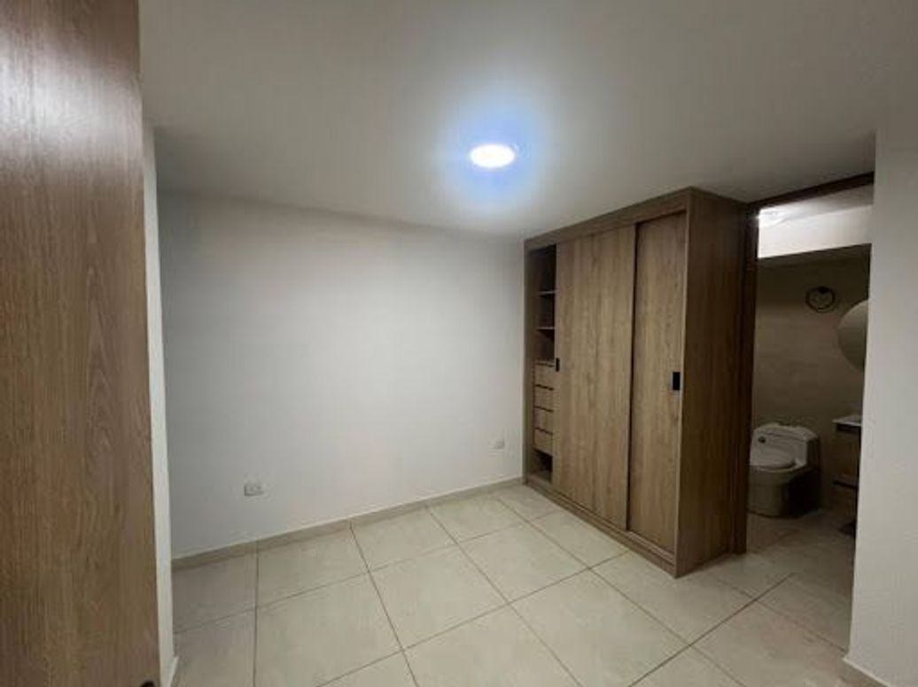 Apartaestudio en arriendo en La Felicidad, Bogotá, 38 m² · foto 8 de 20