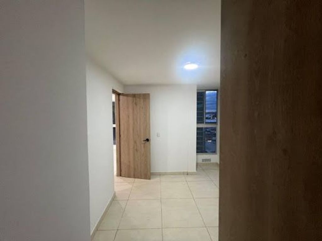 Apartaestudio en arriendo en La Felicidad, Bogotá, 38 m² · foto 12 de 20