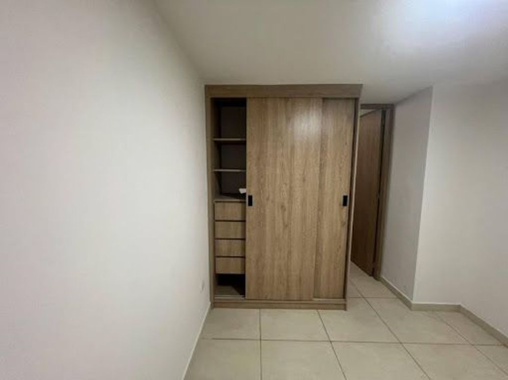 Apartaestudio en arriendo en La Felicidad, Bogotá, 38 m² · foto 13 de 20