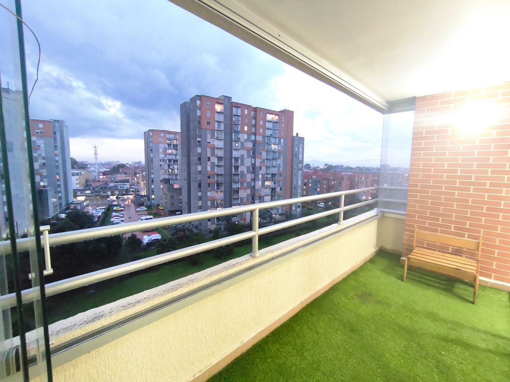 Apartamento de 3 alcobas en venta en Hayuelos, Bogotá, 82 m² · foto 16 de 20