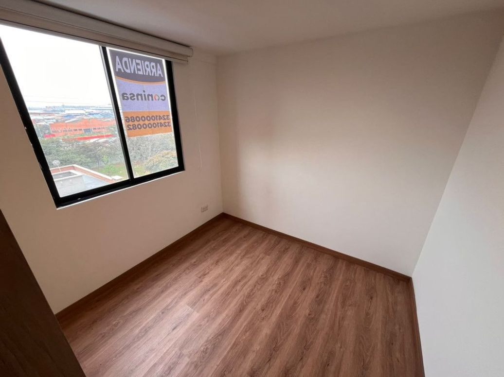 Apartamento de 2 alcobas en arriendo en Carlos Lleras Restrepo Manzana D, Bogotá, 43 m² · foto 7 de 15