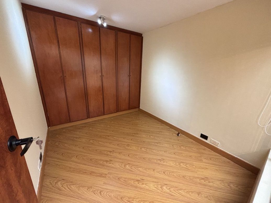 Apartamento de 3 alcobas en arriendo en Cedro Narvaez, Bogotá, 135 m² · foto 18 de 20