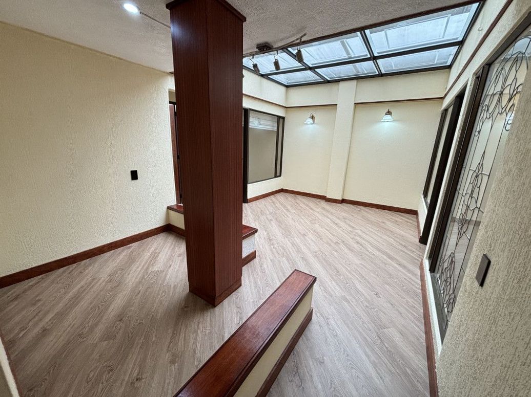 Apartamento de 3 alcobas en arriendo en Cedro Narvaez, Bogotá, 135 m² · foto 10 de 20