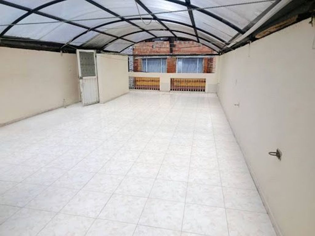 Apartamento de 3 alcobas en arriendo en El Refugio, Bogotá, 72 m² · foto 15 de 18