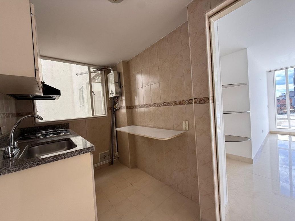 Apartamento de 2 alcobas en arriendo en Alfonso López, Bogotá · foto 7 de 15