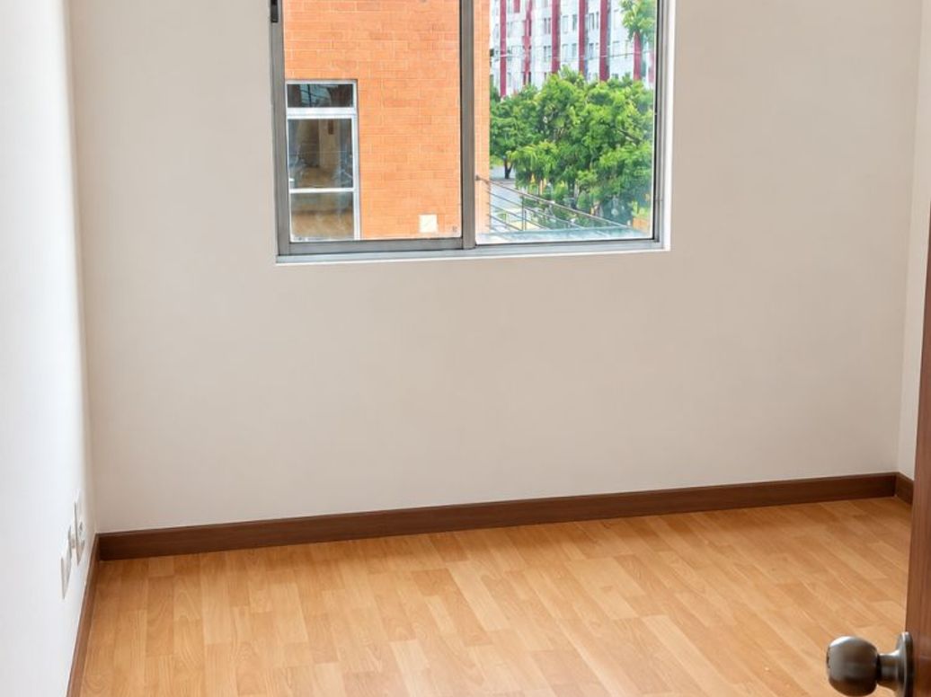 Apartamento de 3 alcobas en arriendo en Villa Alsacia, Bogotá, 70 m² · foto 8 de 8