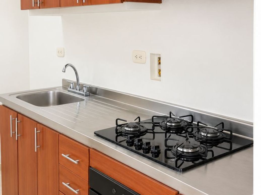 Apartamento de 3 alcobas en arriendo en Villa Alsacia, Bogotá, 70 m² · foto 2 de 8