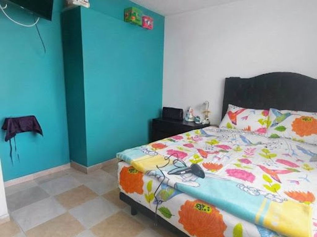 Casa de 6 alcobas en venta en Florida Blanca, Bogotá, 181 m² · foto 12 de 20