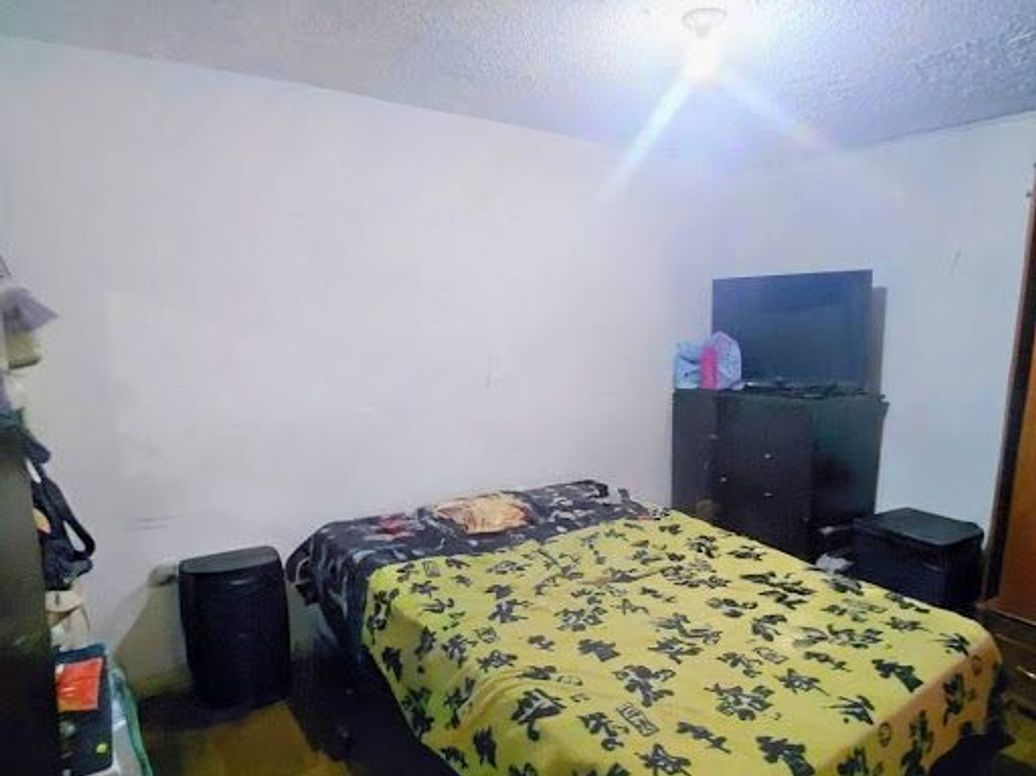 Casa de 6 alcobas en venta en Florida Blanca, Bogotá, 181 m² · foto 8 de 20