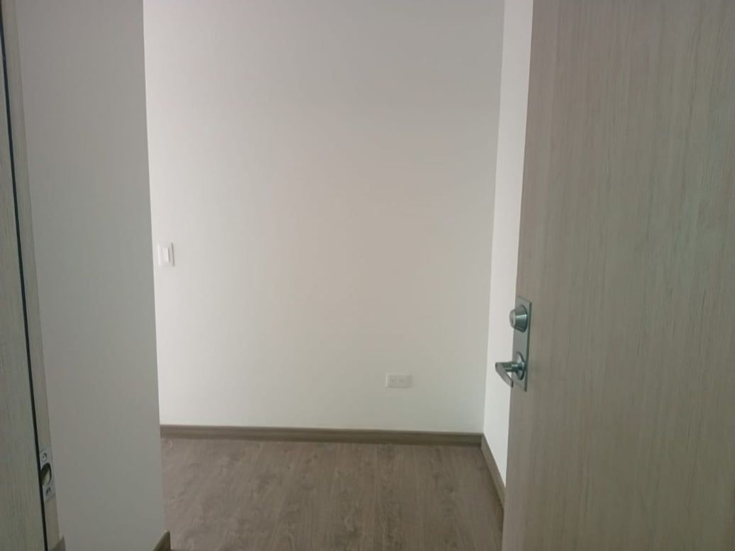 Apartaestudio en venta en Samper, Bogotá, 28 m² · foto 6 de 19