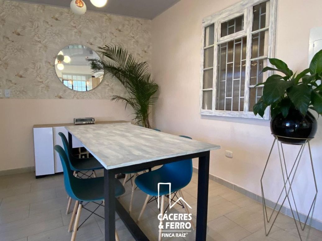 Casa de 6 alcobas en venta en La Soledad, Bogotá, 960 m² · foto 13 de 17
