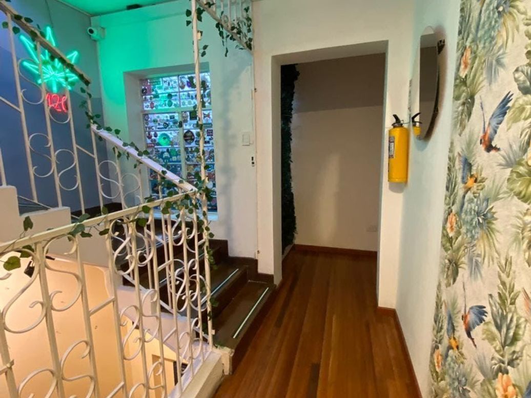 Casa de 6 alcobas en venta en La Soledad, Bogotá, 960 m² · foto 2 de 17