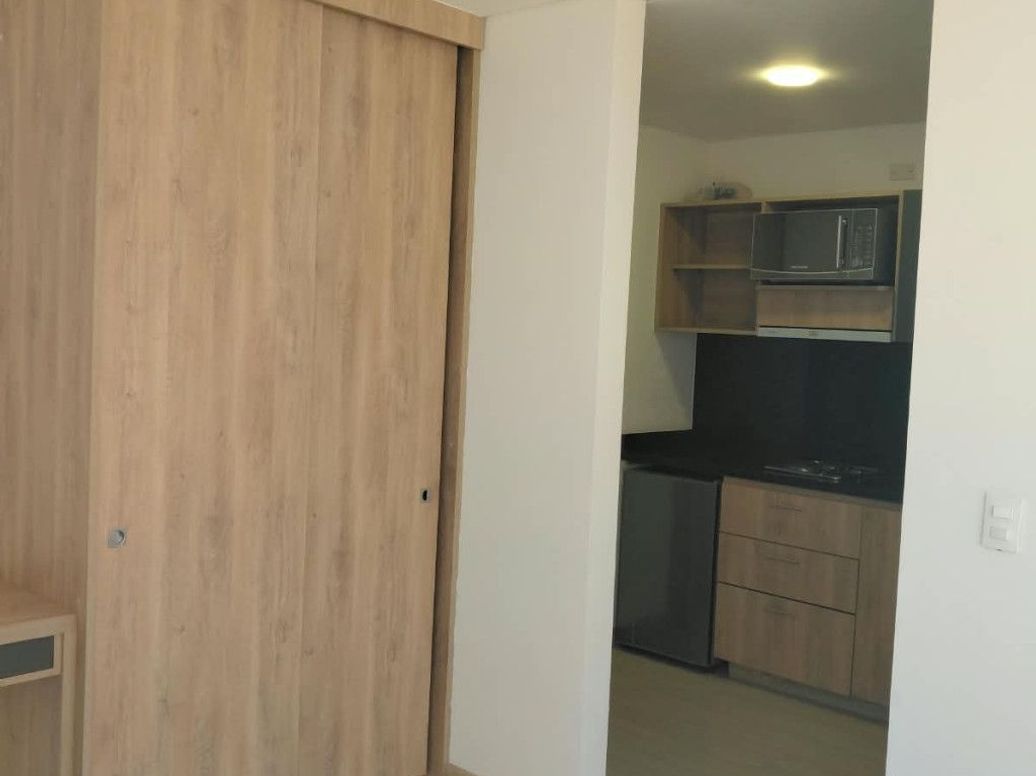 Apartamento de 1 alcoba en arriendo en Chapinero Sur Occidental, Bogotá, 19 m² · foto 2 de 13
