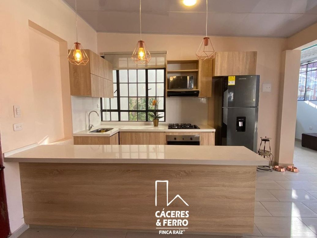 Casa de 6 alcobas en arriendo en La Soledad, Bogotá, 960 m² · foto 13 de 18