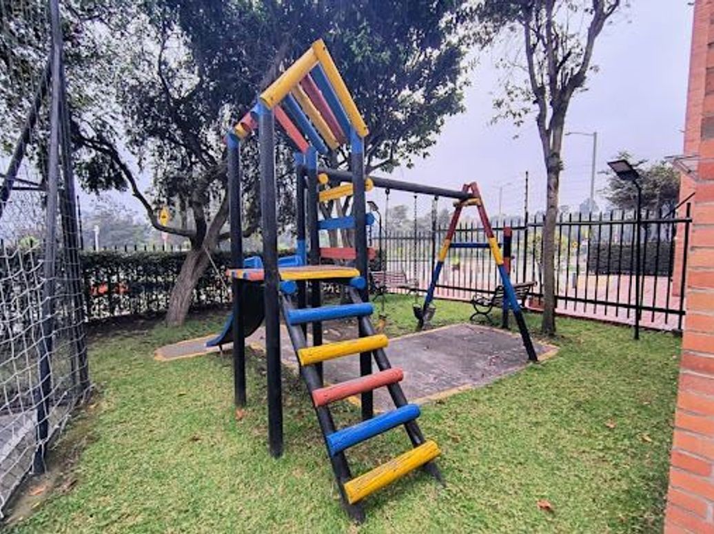 Casa de 4 alcobas en venta en Suba, Bogotá, 80 m² · foto 6 de 20