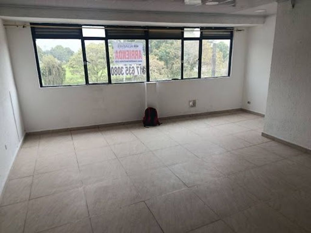 Apartamento de 2 alcobas en arriendo en El Refugio, Bogotá, 65 m² · foto 2 de 18